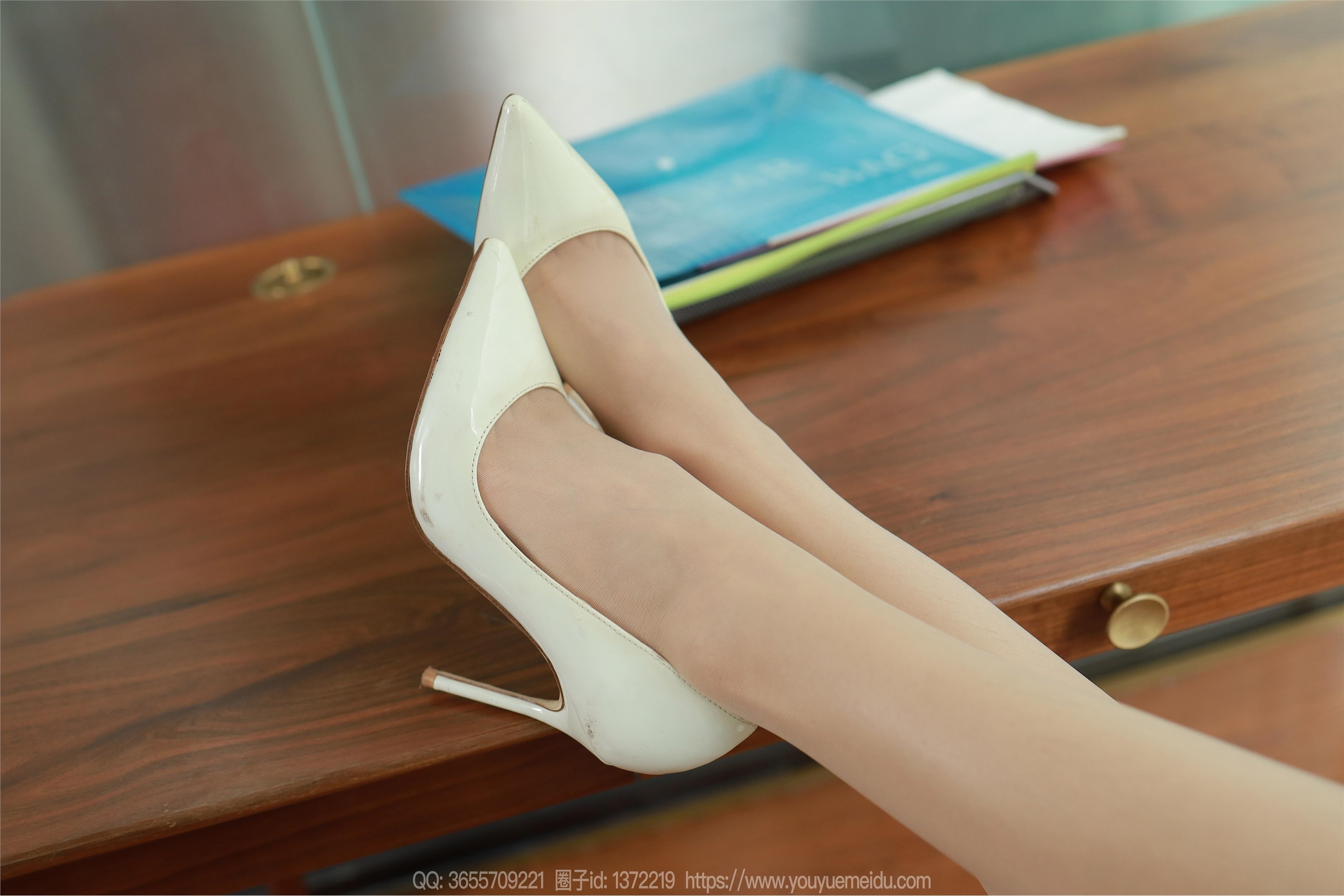 IESS异思趣向  2023.12.24 丝享家 1619 小金《ol套装（上）》